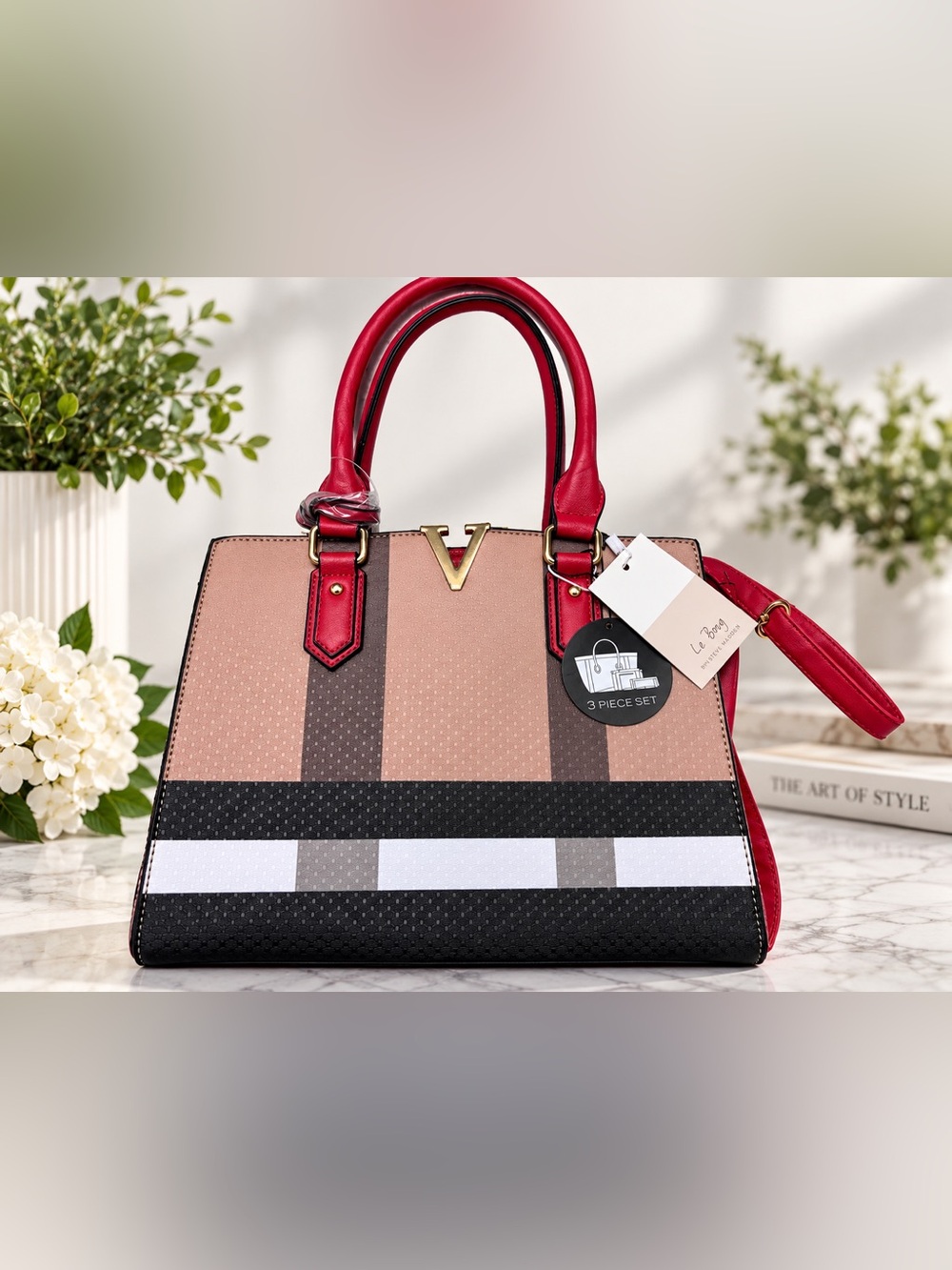Red-Trimmed Striped Purse with Gold V Accent 3 piece set